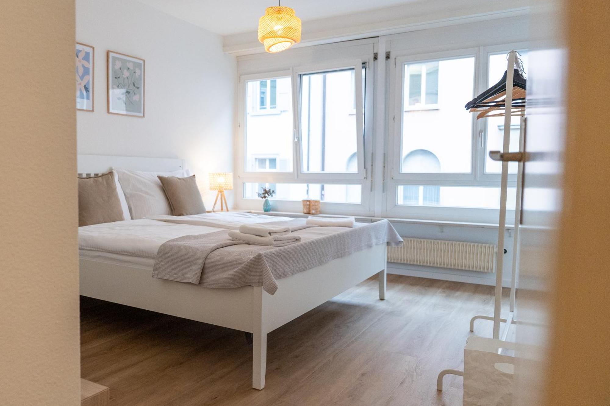 Gemuetliche Grosse Wohnung Naehe Uni Bazylea Zewnętrze zdjęcie