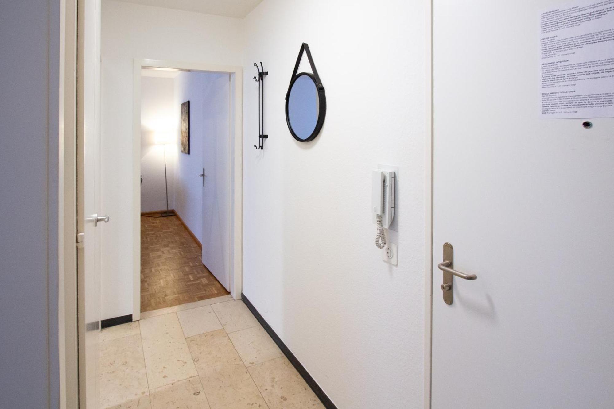 Gemuetliche Grosse Wohnung Naehe Uni Bazylea Zewnętrze zdjęcie